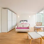 Modernes, Sonniges Appartement Im Herzen Von Duesseldorf